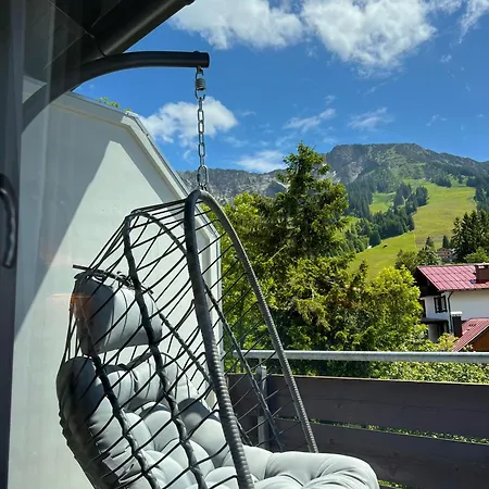 Bergnest Iseler Mit Panoramablick